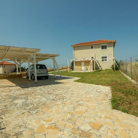 Magnificent Seascape Villa On A Secluded Beach Néa Mudaniá Kültér fotó